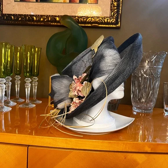 Fancy Straw Hat perfect for a tea party, Kentucky Derby or church muva Derby Hat for Women - Perfect for Church & Tea Parties main image 4